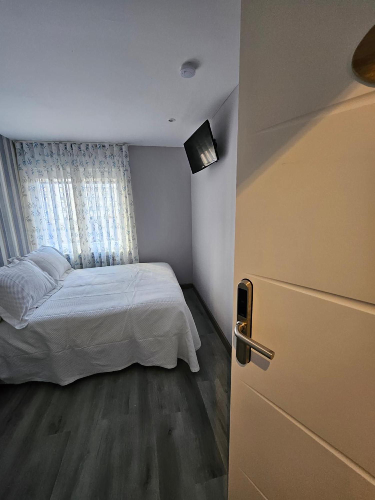 Hostal Foncalada اوفيدو المظهر الخارجي الصورة